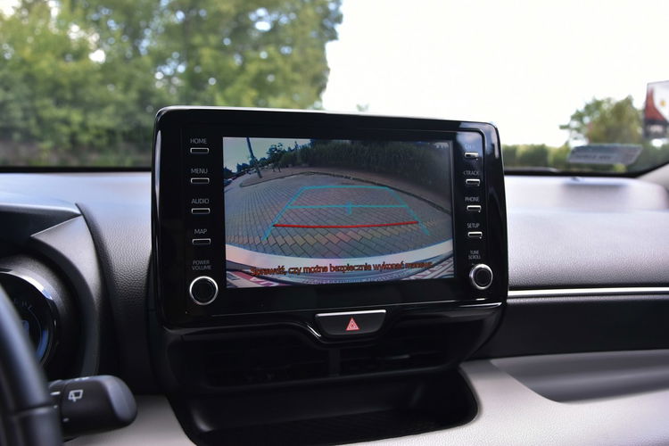 Toyota Yaris Executive 1.5 BENZYNA 125KM AUTOMAT 2022r. Polski SALON Skóra Virtual zdjęcie 11