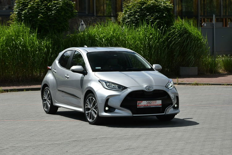 Toyota Yaris Executive 1.5 BENZYNA 125KM AUTOMAT 2022r. Polski SALON Skóra Virtual zdjęcie 6