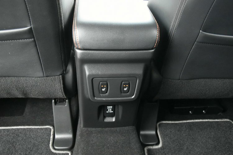 Mitsubishi Eclipse Cross AWD 1.5T MIVEC 163KM Automat 2018r. Instyle+ panorama Kamera360 Skóra zdjęcie 14