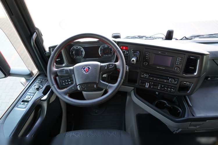 Scania R 450 / OPONY 100% / PO KONTRAKCIE SERWISOWYM zdjęcie 29