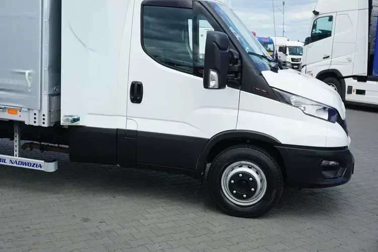 Iveco / DAILY / 70C18 / E 6 / BURTO FIRANKA / 15 PALET / ŁAD. 3502 KG zdjęcie 19