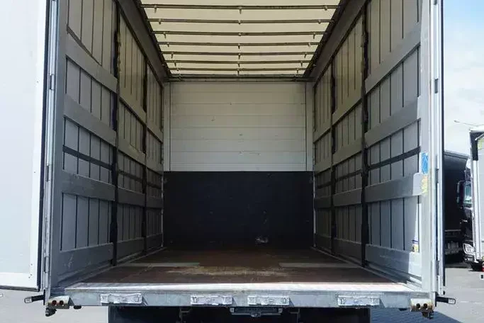 DAF CF / 320 / ACC / EURO 6 / SSC / FIRANKA / DŁ. 9 M / 22 PALETY zdjęcie 10