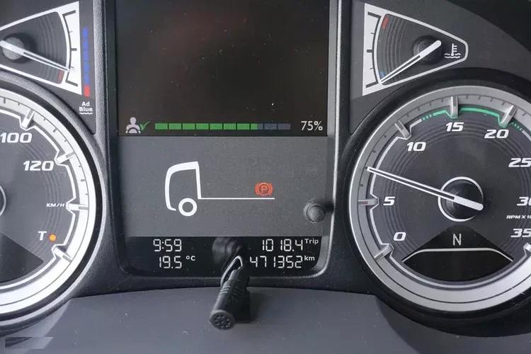 DAF CF / 320 / ACC / EURO 6 / SSC / FIRANKA / DŁ. 9 M / 22 PALETY zdjęcie 12