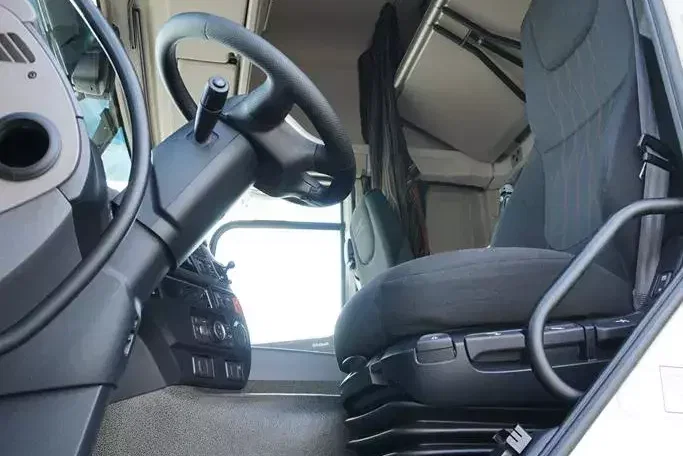 DAF CF / 320 / ACC / EURO 6 / SSC / FIRANKA / DŁ. 9 M / 22 PALETY zdjęcie 7