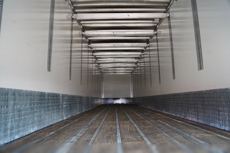 Fruehauf / KONTENER / KOFFER /  DOPPLESTOCK / OSIE SAF / 2 OSIE  PODNOSZONE / ROLETA / MOCNA PODŁOGA: SZYNA DESKA zdjęcie 14