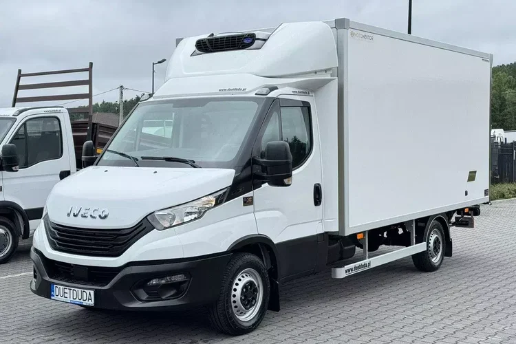 Iveco Daily 35S16 V zdjęcie 11