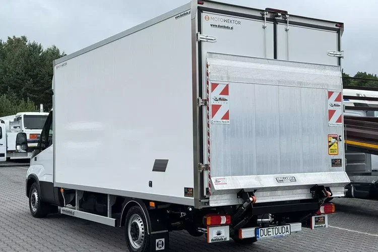Iveco Daily 35S16 V zdjęcie 22