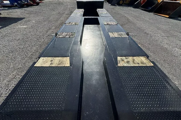 BODEX 4 osiowa NN4J Niskopodwoziówka Niskopodwozie zdjęcie 15