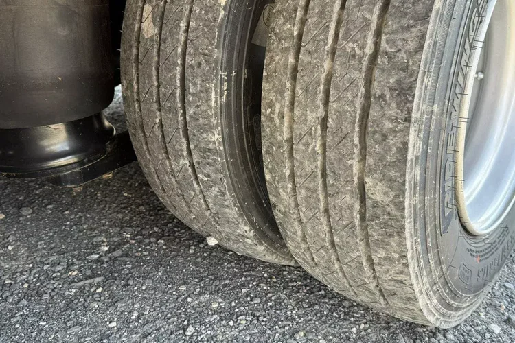 BODEX 4 osiowa NN4J Niskopodwoziówka Niskopodwozie zdjęcie 26