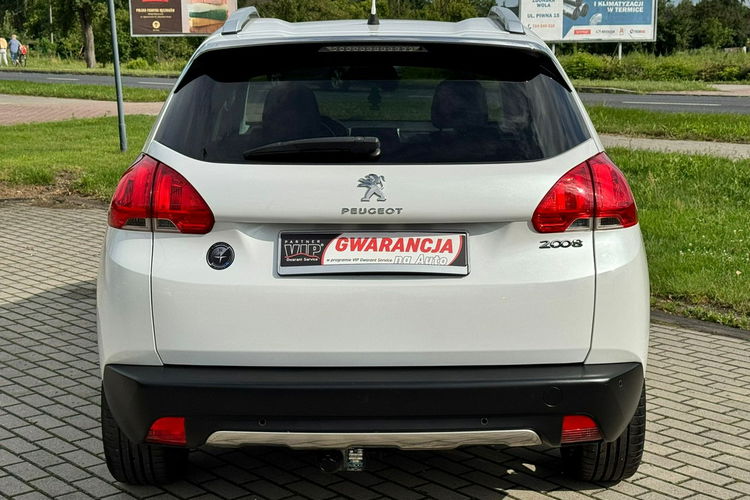 Peugeot 2008 Benzyna Allure Lakier Perła zdjęcie 12