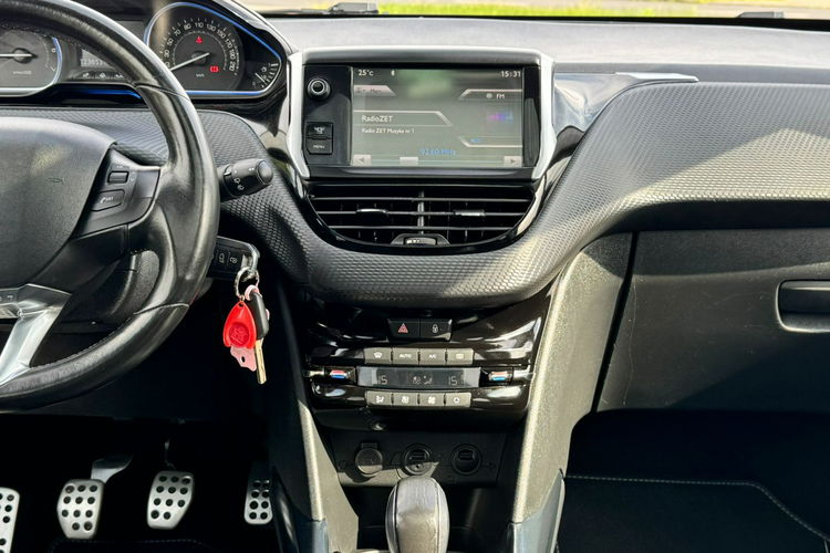 Peugeot 2008 Benzyna Allure Lakier Perła zdjęcie 19
