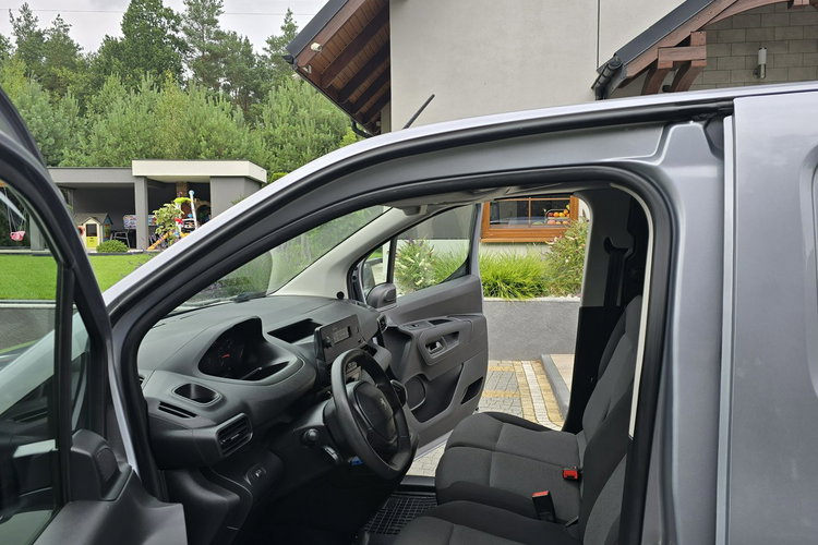Peugeot Partner 1.5 BlueHDi / Salon PL I-właściciel / 2x drzwi boczne zdjęcie 16