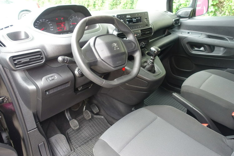 Peugeot Partner Fv 23% Gwarancja Pełny Serwis 100% Org.Lakier 39 500 netto zdjęcie 8