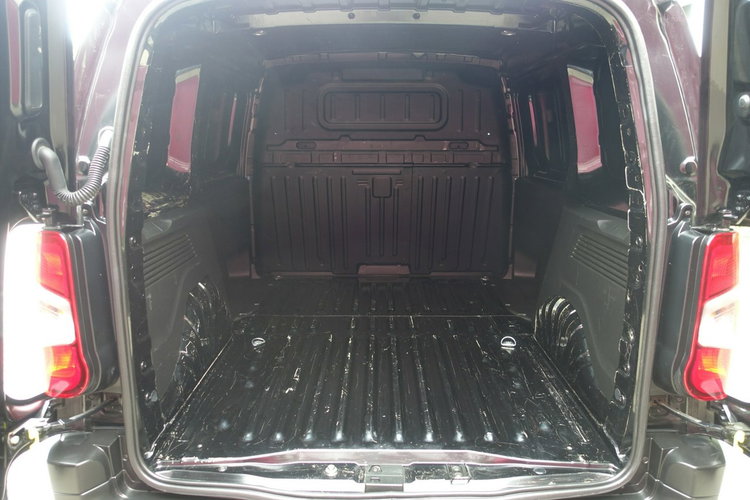 Peugeot Partner Fv 23% Gwarancja Pełny Serwis 100% Org.Lakier 39 500 netto zdjęcie 9