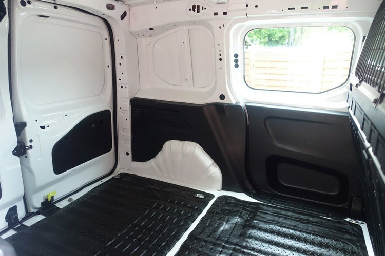 Citroen Berlingo Fv 23% Navi Czujniki Pełny Serwis Cena Brutto 47500 Gwarancja zdjęcie 11