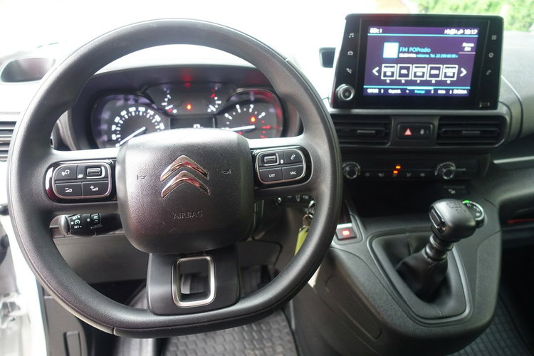 Citroen Berlingo Fv 23% Navi Czujniki Pełny Serwis Cena Brutto 47500 Gwarancja zdjęcie 9