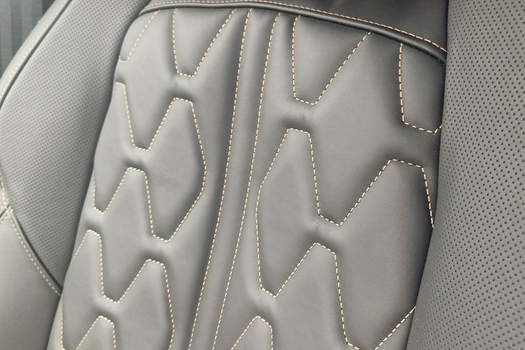 Peugeot 508 1.6 225 KM GT Line EAT8 Maksymalne wyposażenie zdjęcie 26