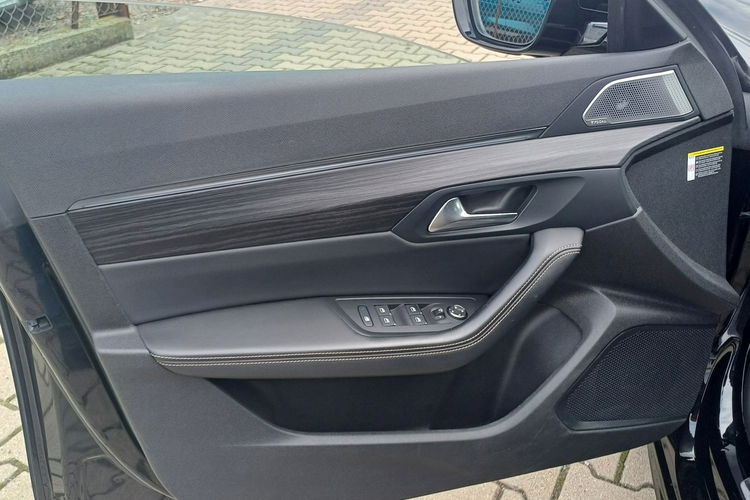 Peugeot 508 1.6 225 KM GT Line EAT8 Maksymalne wyposażenie zdjęcie 35