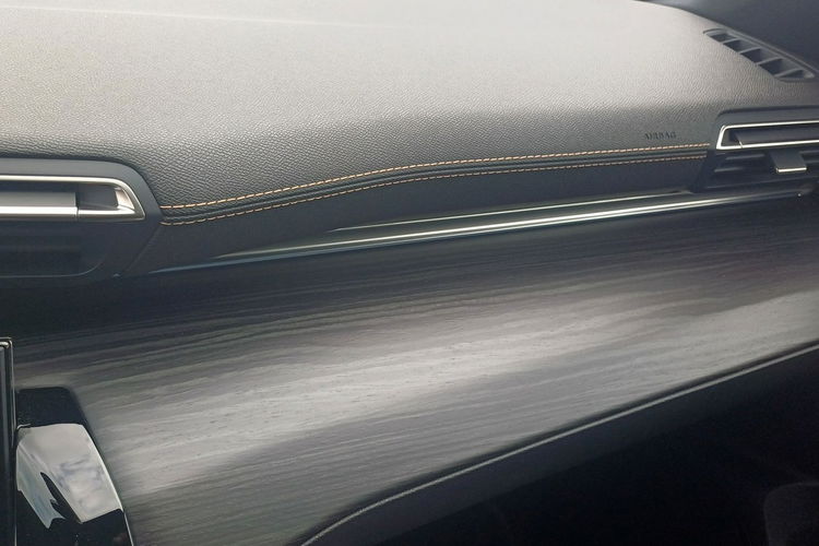 Peugeot 508 1.6 225 KM GT Line EAT8 Maksymalne wyposażenie zdjęcie 38