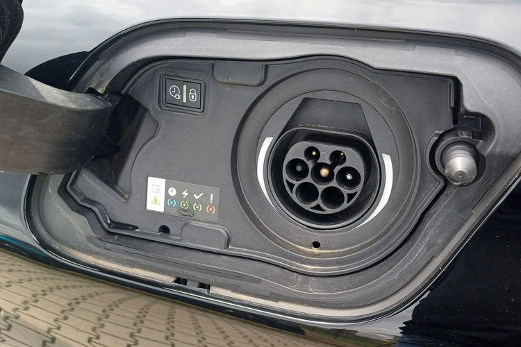 Peugeot 508 1.6 225 KM GT Line EAT8 Maksymalne wyposażenie zdjęcie 41