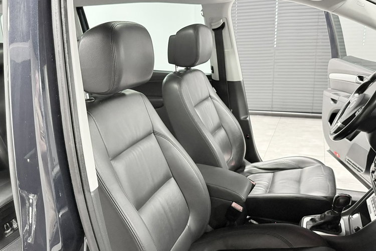 Volkswagen Sharan 2.0tdi170KM DSG Highline Exclusive kamera Skóry Webasto Bixenon zdjęcie 14