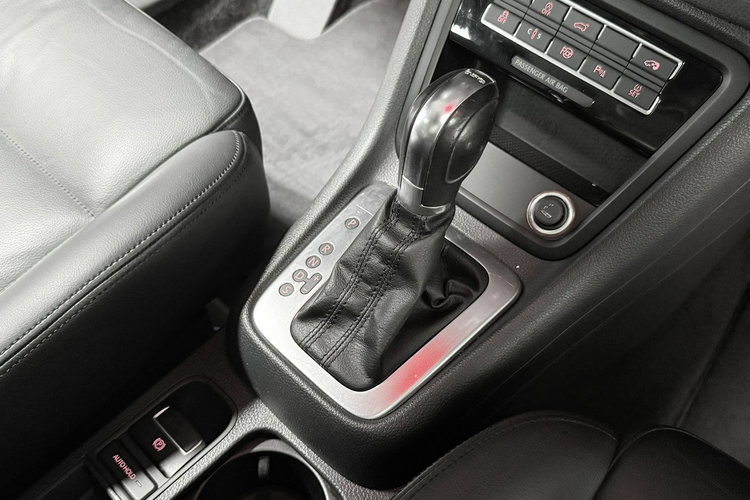 Volkswagen Sharan 2.0tdi170KM DSG Highline Exclusive kamera Skóry Webasto Bixenon zdjęcie 31