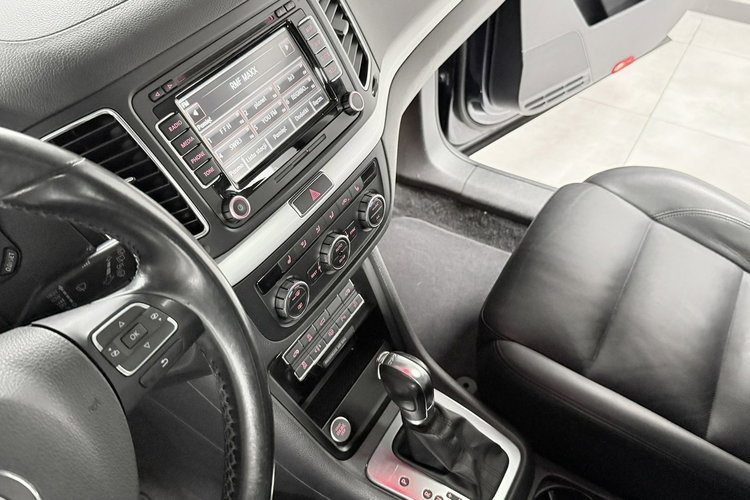 Volkswagen Sharan 2.0tdi170KM DSG Highline Exclusive kamera Skóry Webasto Bixenon zdjęcie 45