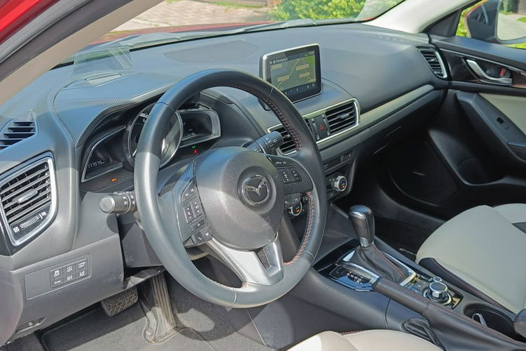 Mazda 3 2.0 Sports-Line, automat, skóra, ksenony, nawigacja, kamera, bezwypadkowy zdjęcie 15