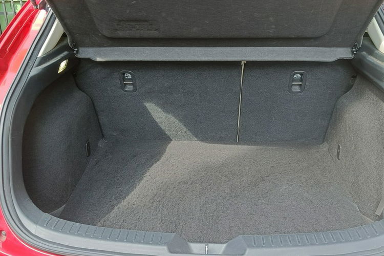 Mazda 3 2.0 Sports-Line, automat, skóra, ksenony, nawigacja, kamera, bezwypadkowy zdjęcie 24