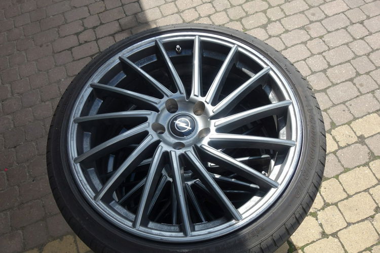 Insignia Opel Insignia zdjęcie 4