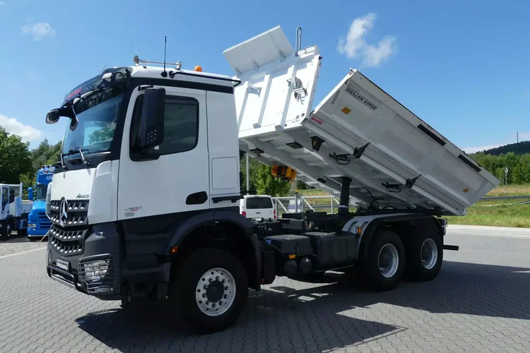 Mercedes AROCS 2651 / 6x4 / MEILLER 3 STR / HYDROBURTA / WYWROTKA / zdjęcie 2