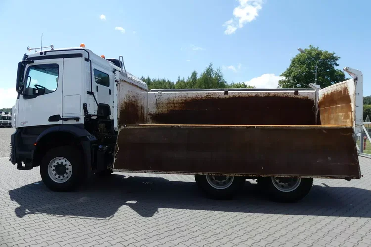 Mercedes AROCS 2651 / 6x4 / MEILLER 3 STR / HYDROBURTA / WYWROTKA / zdjęcie 3