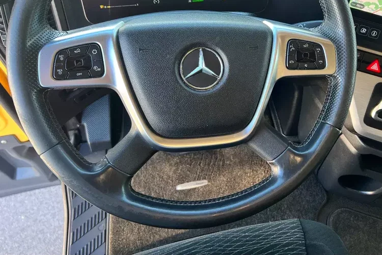 Mercedes 2548 GIGASPACE zdjęcie 31