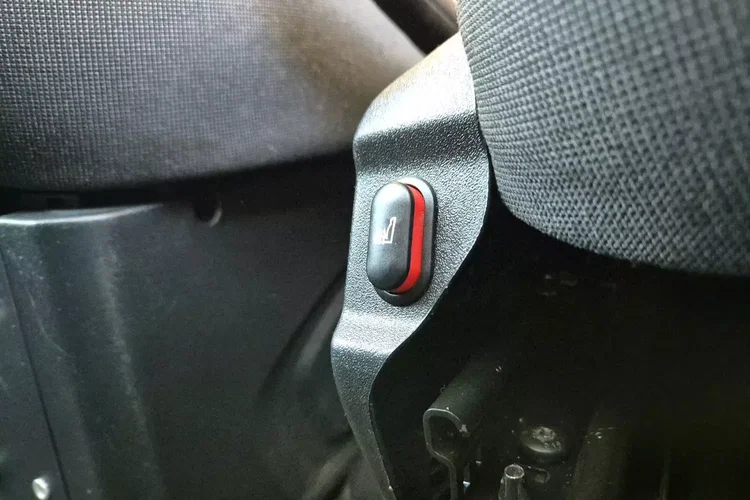 Ford transit L3H2 54999zł NETTO 2.0TdCi/170KM zdjęcie 19