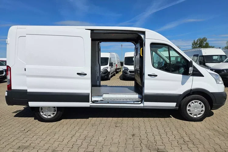 Ford transit L3H2 54999zł NETTO 2.0TdCi/170KM zdjęcie 7