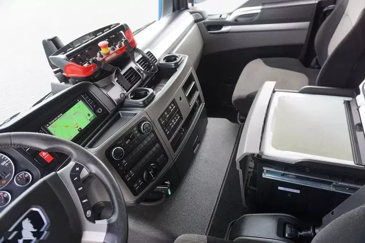 MAN TGM / 18.290 / SKRZYNIOWY + HDS + WINDA / PALFINGER PK 12002 / WYSIĘG 10 M zdjęcie 9