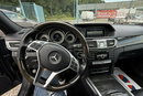 Mercedes E 350 3.5v6 Benz.7 osobowy max wersja wyposażenia śliczny zadbany 1.r.gwaran zdjęcie 19