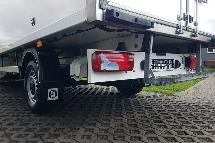 MAN TGE 3.140 VW CRAFTER 8EP CHŁODNIA AGREGAT 4.20x2.11x2.20 IZOTERMA zdjęcie 24