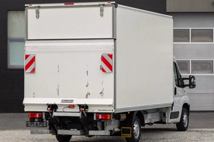 Fiat Ducato 2.3 KONTENER + WINDA zdjęcie 3