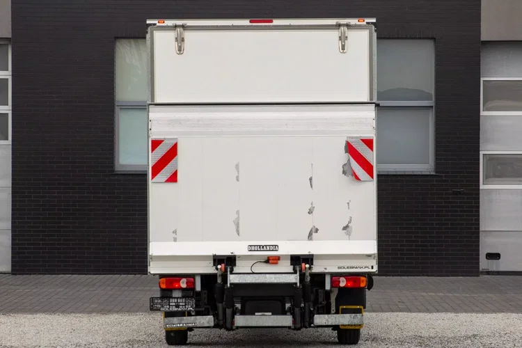 Fiat Ducato 2.3 KONTENER + WINDA zdjęcie 5