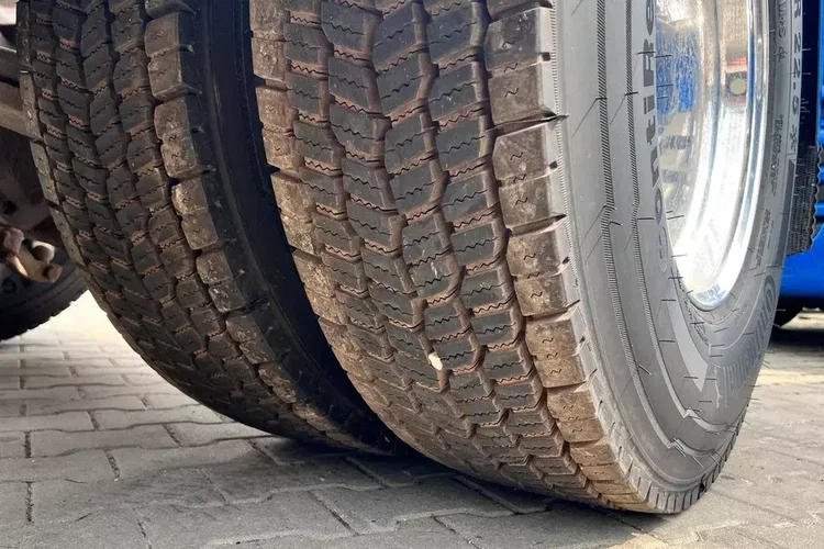 Scania R500 2020 cała na poduszce z hydrauliką z Niemiec kontrakt serwisowy ASO zdjęcie 35