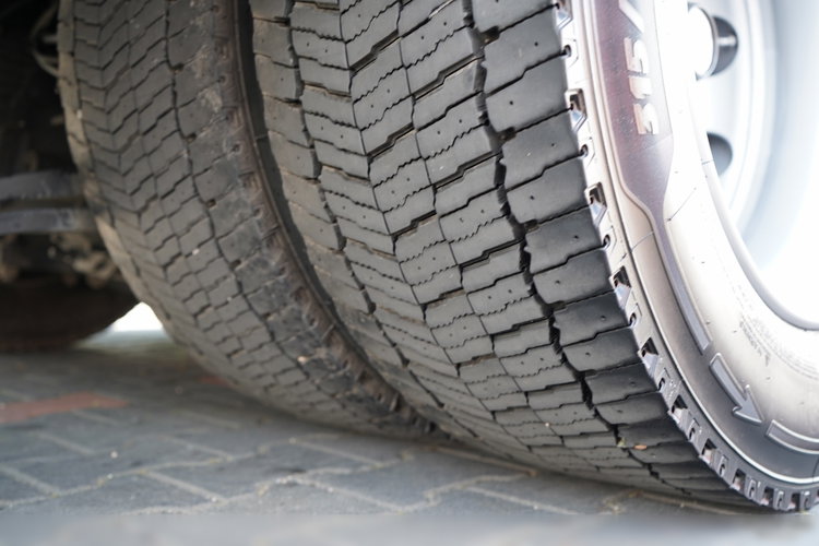 Scania R 450 / ZESTAW TANDEM 120 M3 / PRZEJAZDOWY / OŚ SKRĘTNA PODNOSZONA / 2022 ROK /  FRUEHAUF / PO ZŁOTYM KONTRAKCIE SERWISOWYM  zdjęcie 34