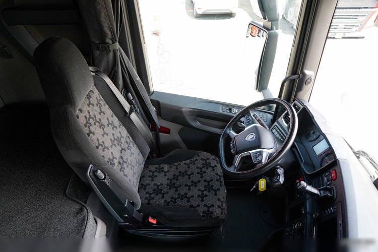 Scania R 450 / ZESTAW TANDEM 120 M3 / PRZEJAZDOWY / OŚ SKRĘTNA PODNOSZONA / 2022 ROK /  FRUEHAUF / PO ZŁOTYM KONTRAKCIE SERWISOWYM  zdjęcie 47