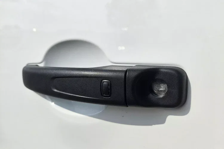 Renault Trafic L2H1 59999zł NETTO 2.0dCi/120KM zdjęcie 13