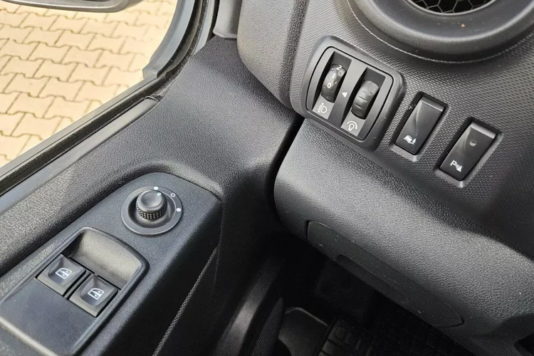 Renault Trafic L2H1 59999zł NETTO 2.0dCi/120KM zdjęcie 22