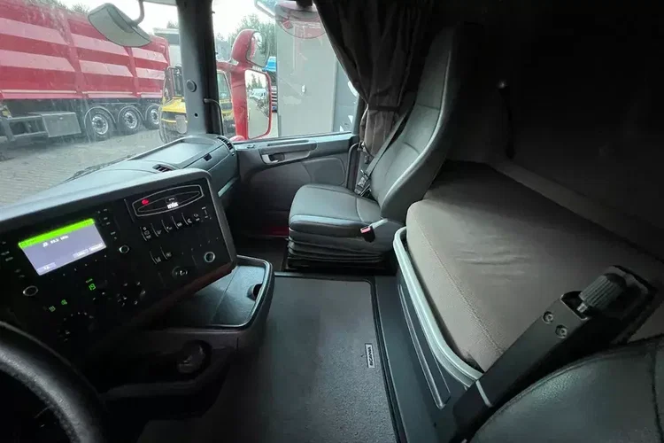 R580 v8 Hakowiec multi lift huan łamany z Niemiec idealny stan cały na poduszkach Aso scania zdjęcie 18