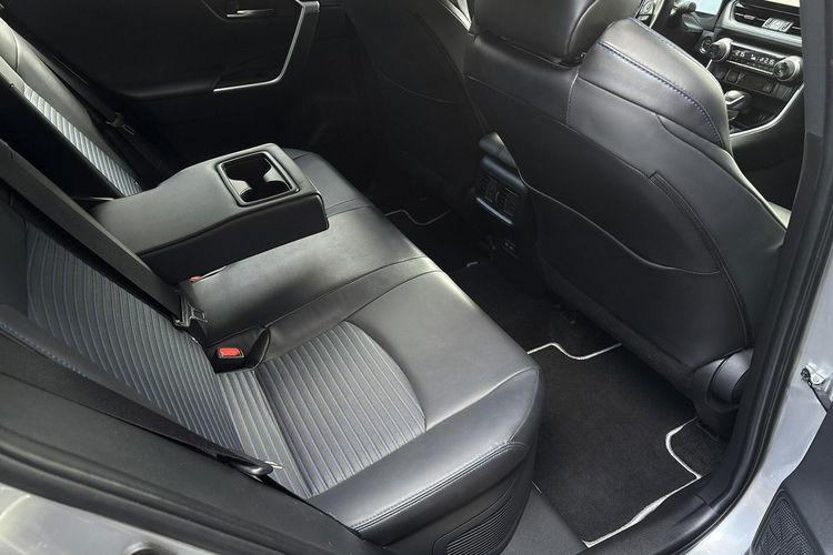 Toyota RAV-4 2.5 HSD 218KM 4x2 SELECTION, salon Polska, gwarancja zdjęcie 14