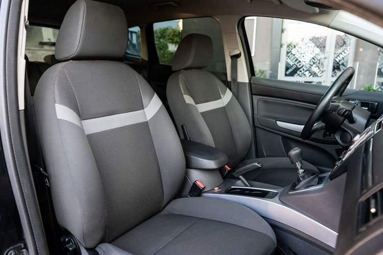 Ford Kuga 2.0 TDCi / 140KM / Niski Przebieg / Oryginał 100% / Faktura zdjęcie 28