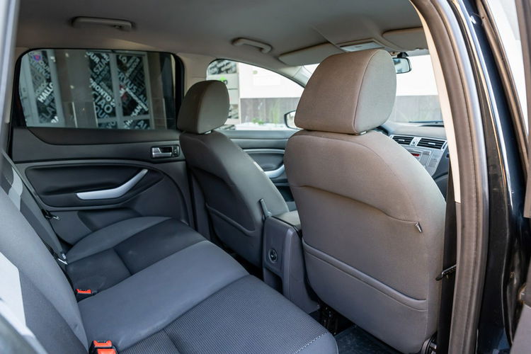 Ford Kuga 2.0 TDCi / 140KM / Niski Przebieg / Oryginał 100% / Faktura zdjęcie 34