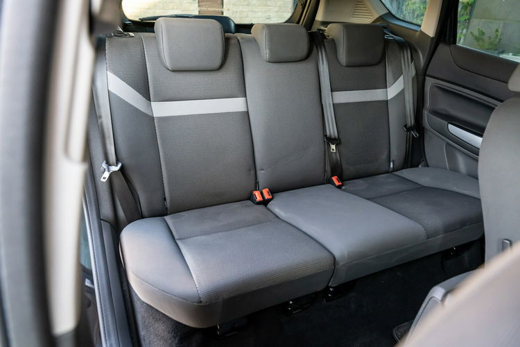 Ford Kuga 2.0 TDCi / 140KM / Niski Przebieg / Oryginał 100% / Faktura zdjęcie 35